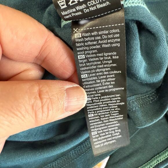 Karii Traa Wool Blend Blue Teal 1/2 Zip Base layer Pullover Womens Small - Picture 9 of 13